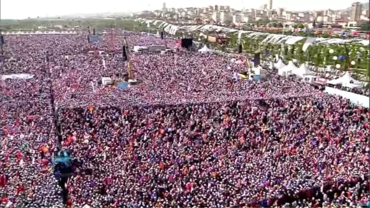 Davutoğlu: "Muhalefet Partilerinin Tek İsteği Bir Olup AK Parti\'yi Devirmek"