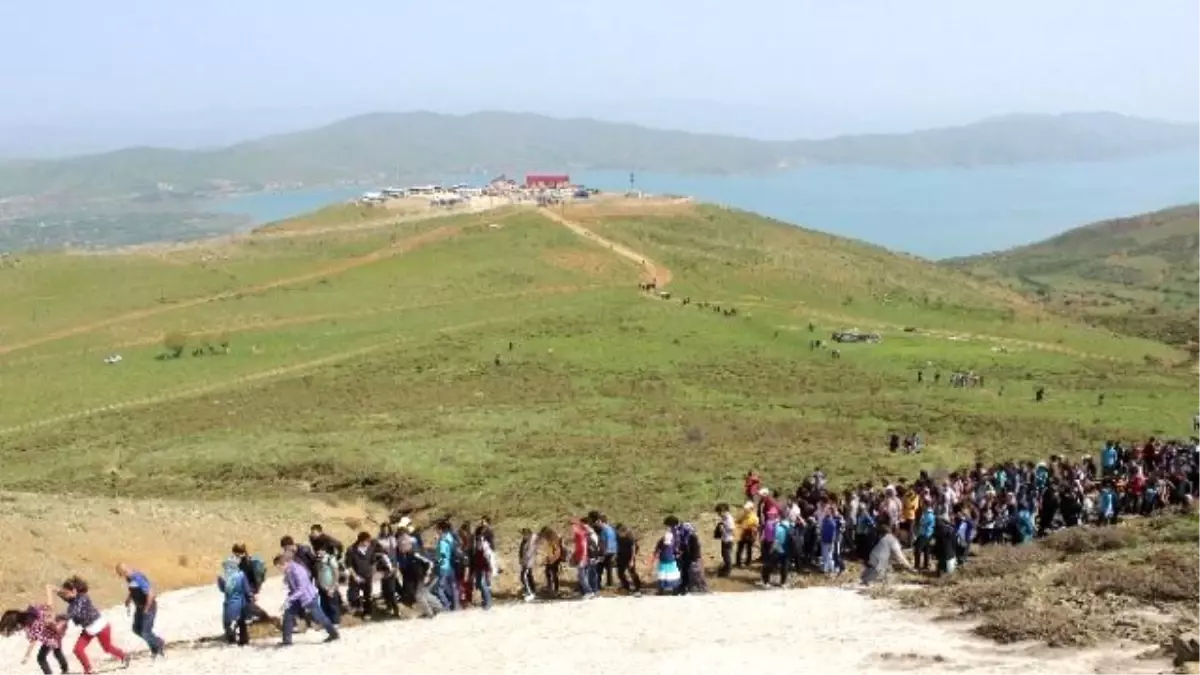 Elazığ\'da \'Dağ Doğa Yürüyüşü\' Yapıldı