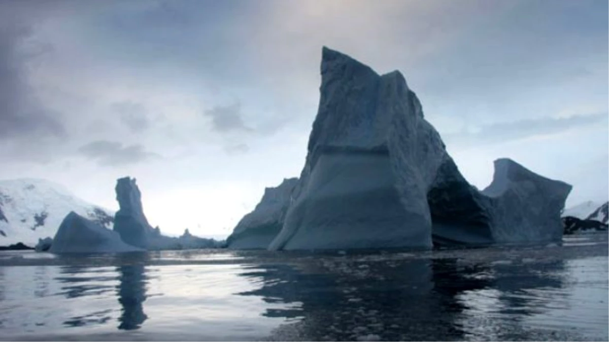 NASA\'dan Uyarı: 10 Bin Yıllık Buzul 2020\'ye Kadar Yok Olabilir