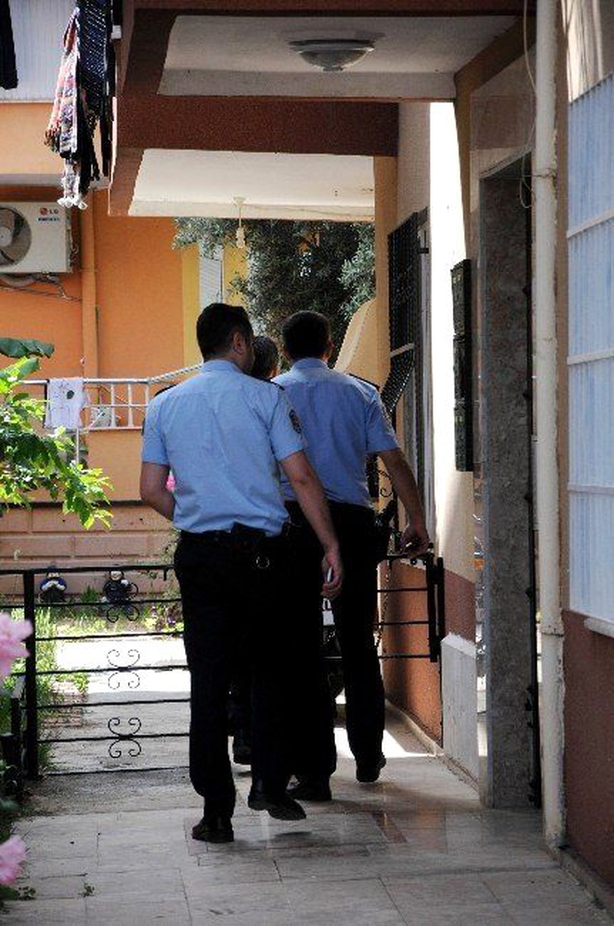 Yunan Uyruklu Türk Vatandaşı Evinde Ölü Bulundu