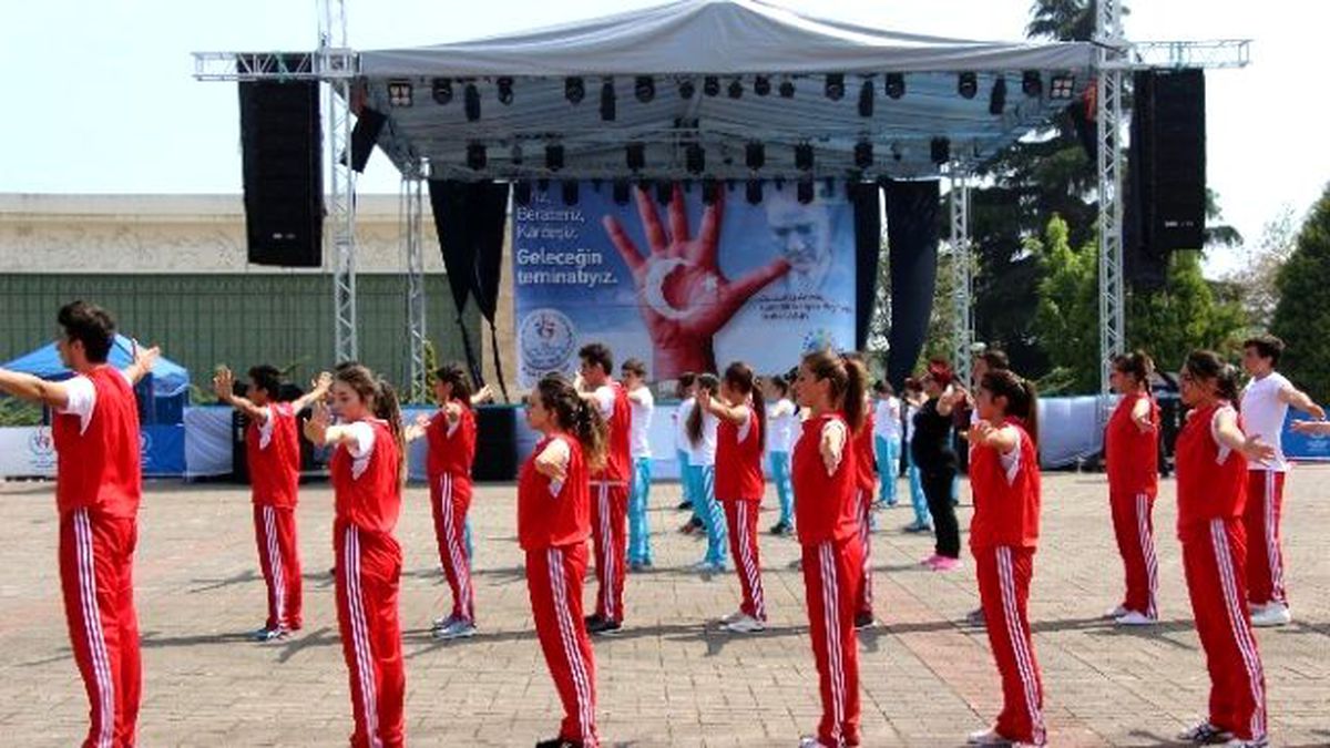 19 Mayıs İçin Son Provalar