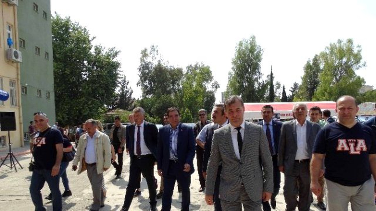 Adana Anadolu Lisesi\'nden 40. Yıl Kutlaması