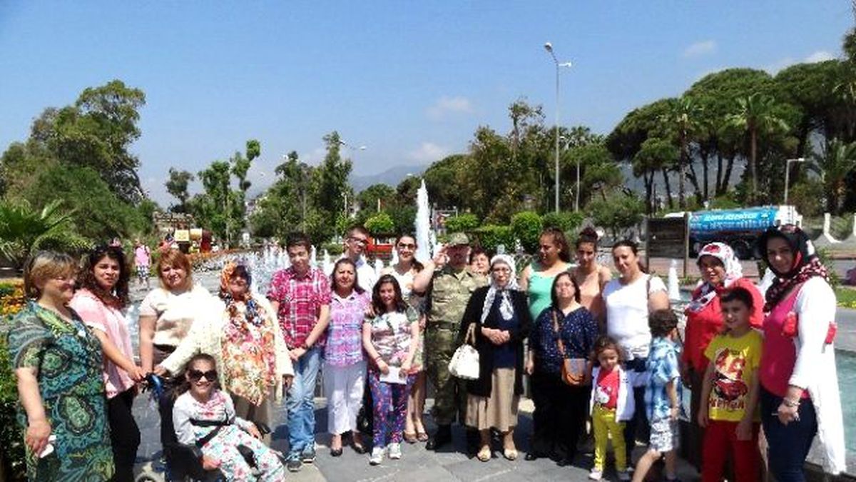 Alanya\'da Engelli Öğrenciler Kahvaltıda Bir Araya Geldi