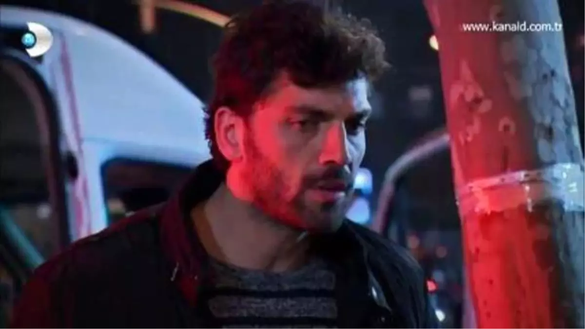 Arka Sokaklar 370. Bölüm - Hüsnü\'yü, Hiç Böyle Görmediniz!