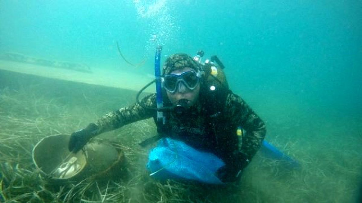 Başkan Kocadon, Gümbet\'teki Deniz Dibi Temizliği Çalışmalarını İnceledi