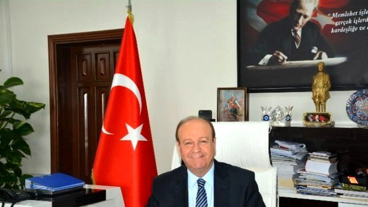 Başkan Özakcan; "19 Mayıs 1919 Türk Milletinin Yeniden Doğuş Günüdür"