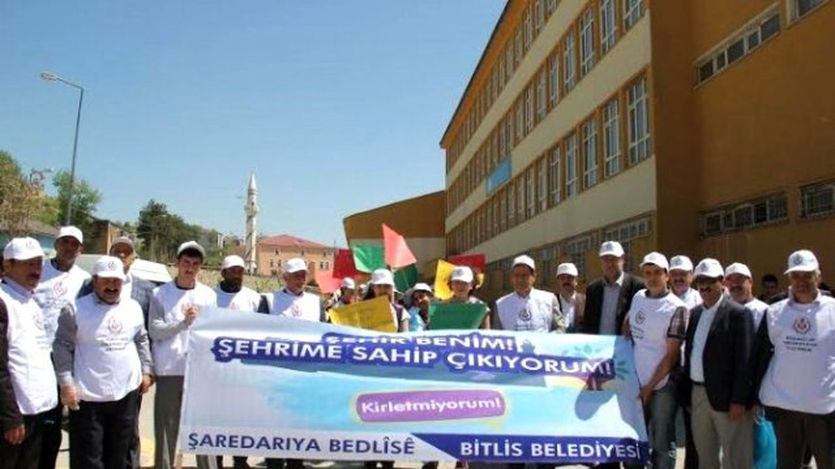 Bitlis Belediyesi\'nden Temizlik Kampanyası