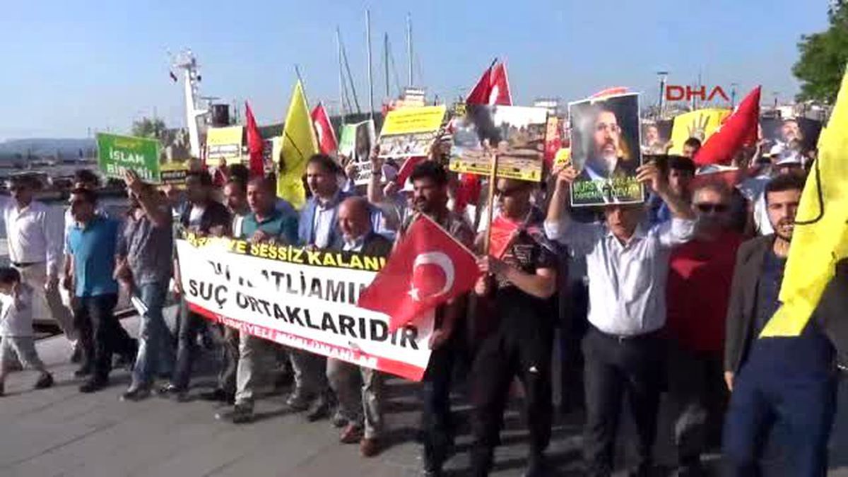 Çanakkale\'den Mursi Tepkisi
