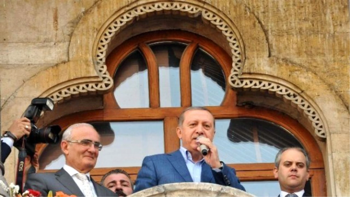 Cumhurbaşkanı Erdoğan\'dan Samsun\'da Balkon Konuşması