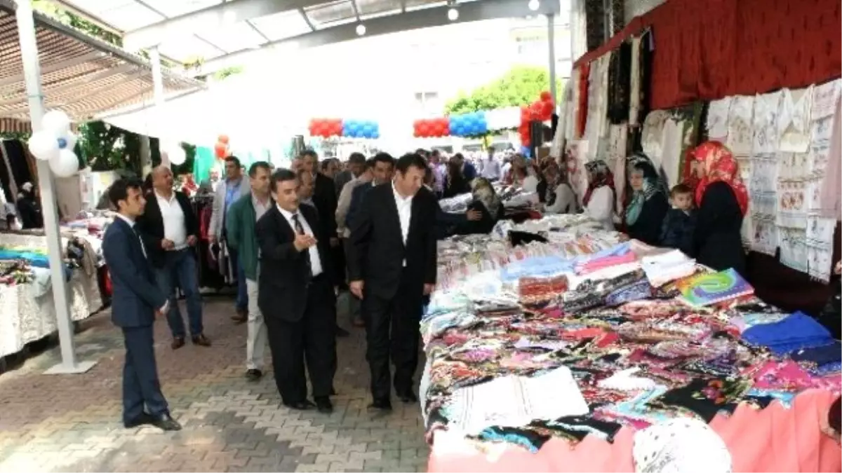 Devrek\'te Öğrenciler Yararında Kermes Düzenlendi