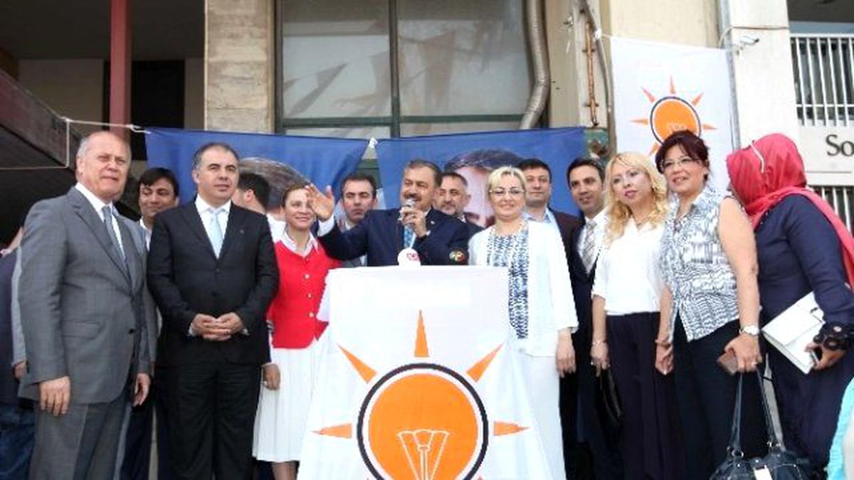 Eroğlu: "İzmir Dünyanın İmrendiği Şehir Olacak"