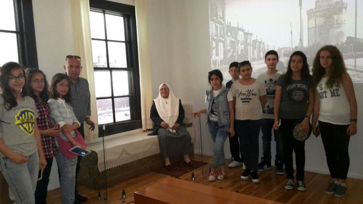 Eşkinat, Atatürk Konulu Şiir Yarışması Birincilerini Selanik\'e Götürdü