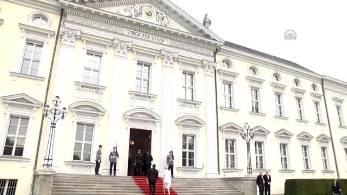 Estonya Cumhurbaşkanı İlves Almanya\'da