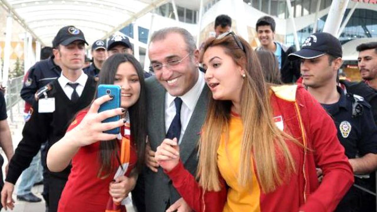 Galatasaray Kafilesi Sivas\'a Geldi
