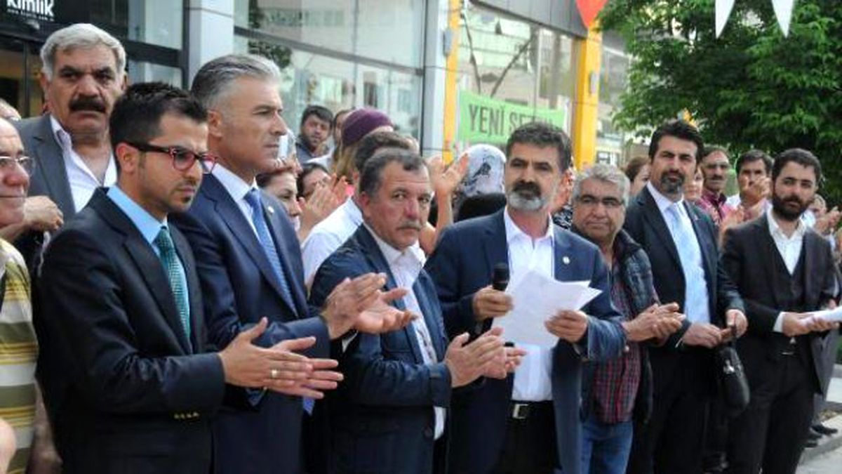 Gaziantep\'te Hdp\'lilerden Saldırıya Kınama