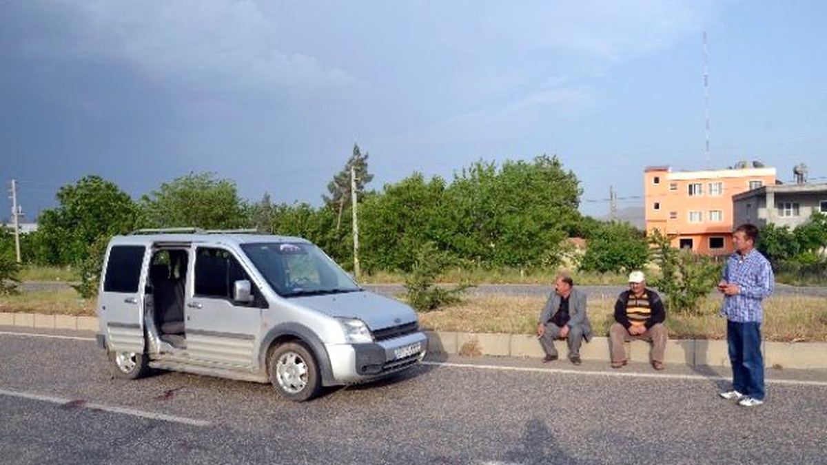 Hafif Ticari Aracın Çarptığı Çocuk Ağır Yaralandı