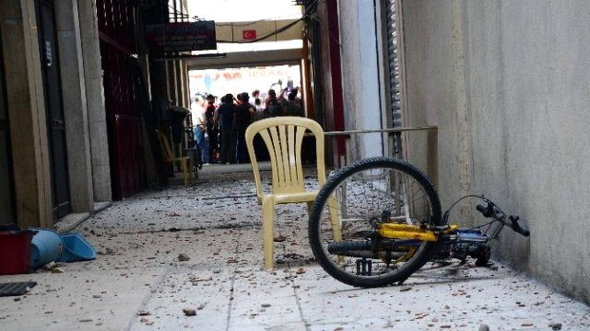 Hdp Mersin İl Binasında Patlama