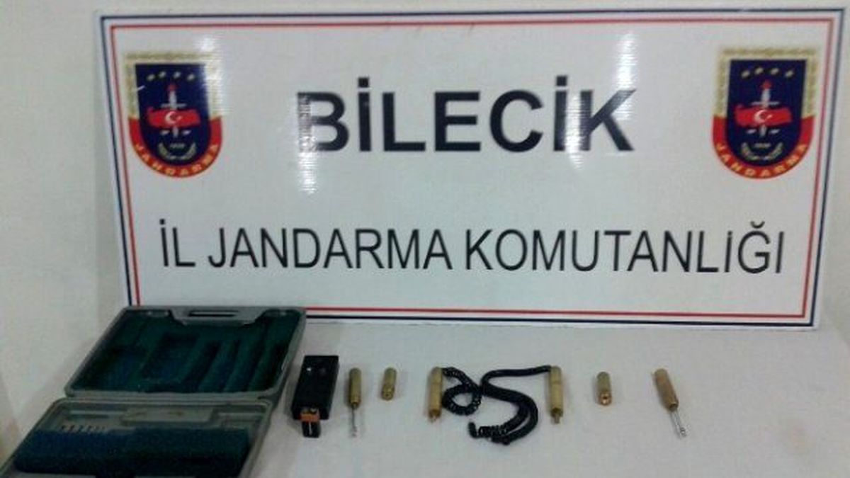 Jandarma Ekipleri Definecilere Göz Açtırmıyor