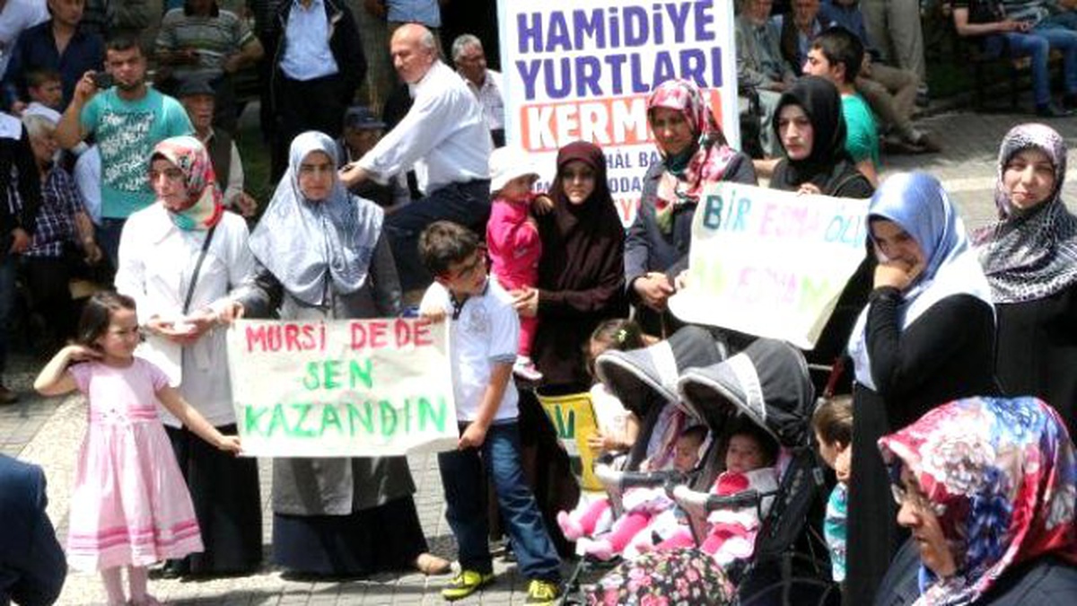 Kahramanmaraş\'ta Mursi\'nin İdam Kararına Tepki