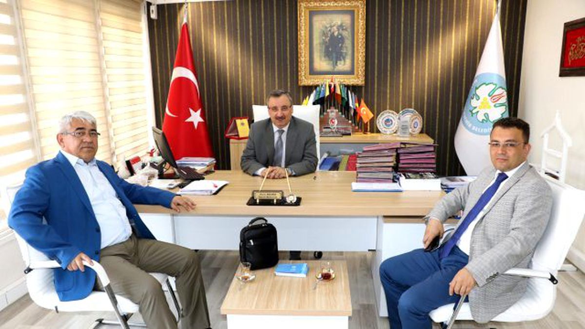 Kars\'tan Büyükşehir\'e Övgü