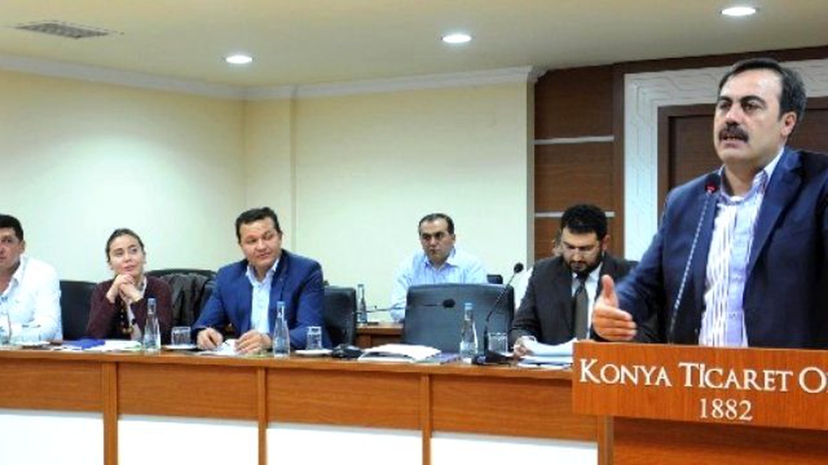 Kto\'da Meslek Komiteleri İstişare Toplantıları Sürüyor