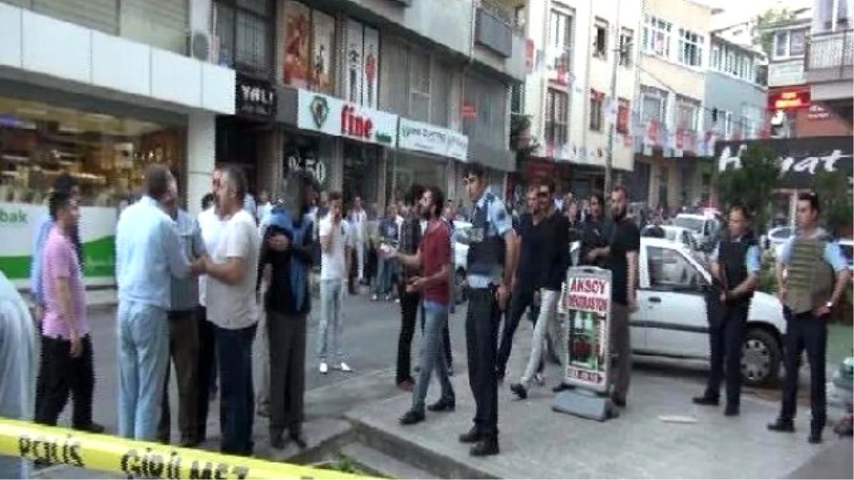 Maltepe Ülkü Ocakları Binasına Saldırı...