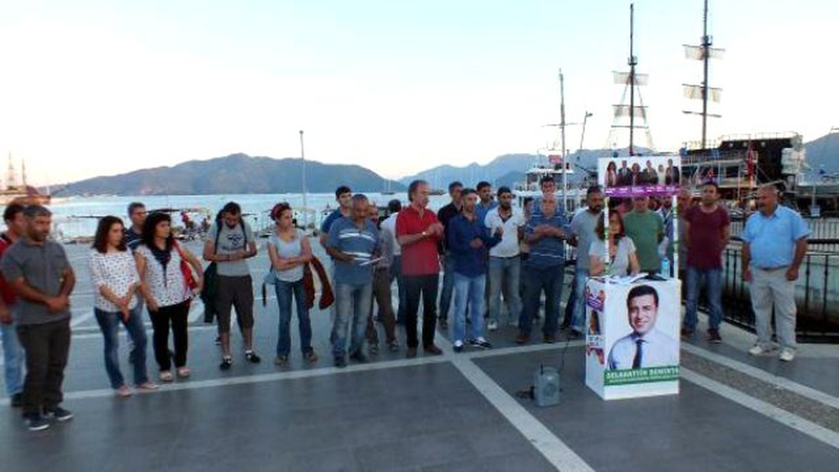 Marmaris\'te Hdp Üyeleri Saldırıları Kınadı