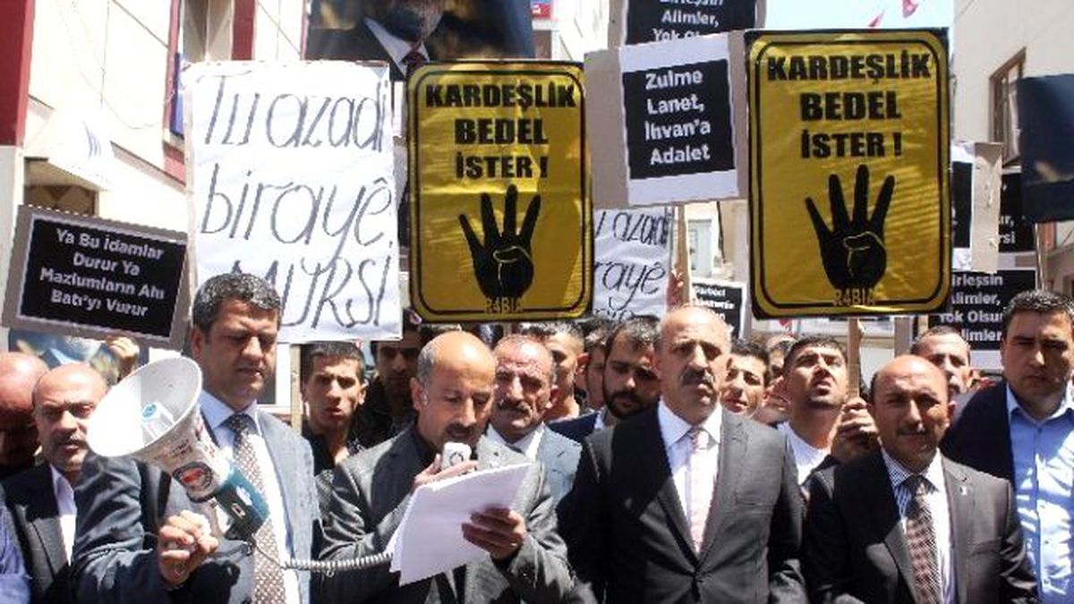Memur Sen\'den Mursi\'nin İdam Kararına Tepki