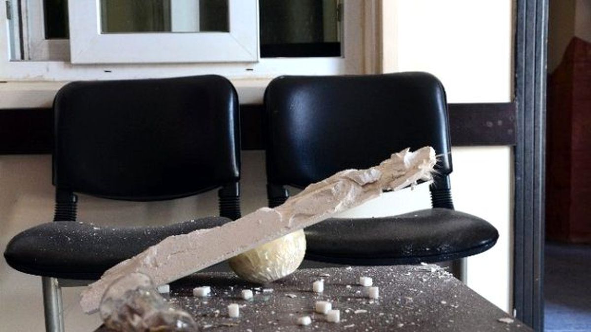 Mersin\'deki Patlamada Hdp Binası Kullanılmaz Hale Geldi