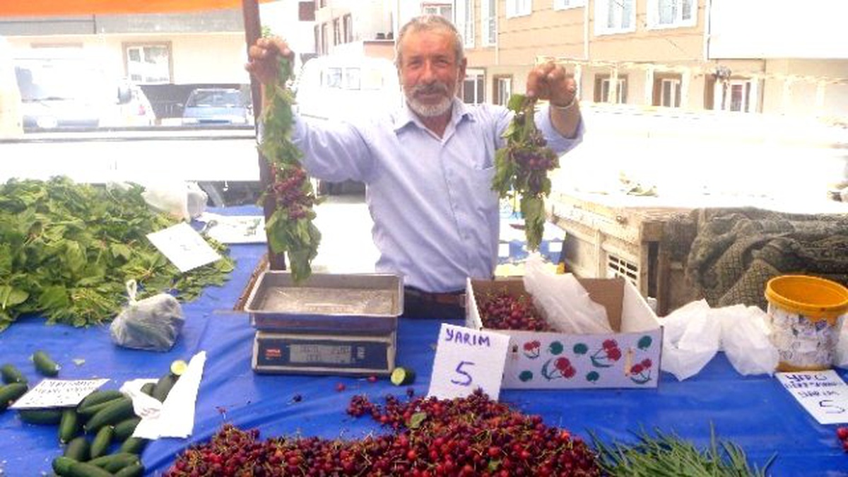 Mevsimin İlk Yerli Kirazı Tezgahlarda Yerini Aldı
