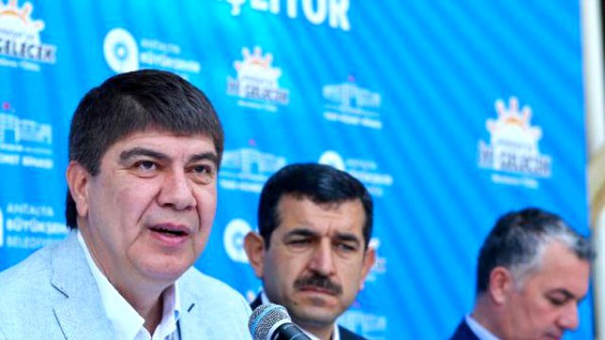Belediye Başkanı Menderes Türel: Mezarlık Manzarasını Ben İstedim
