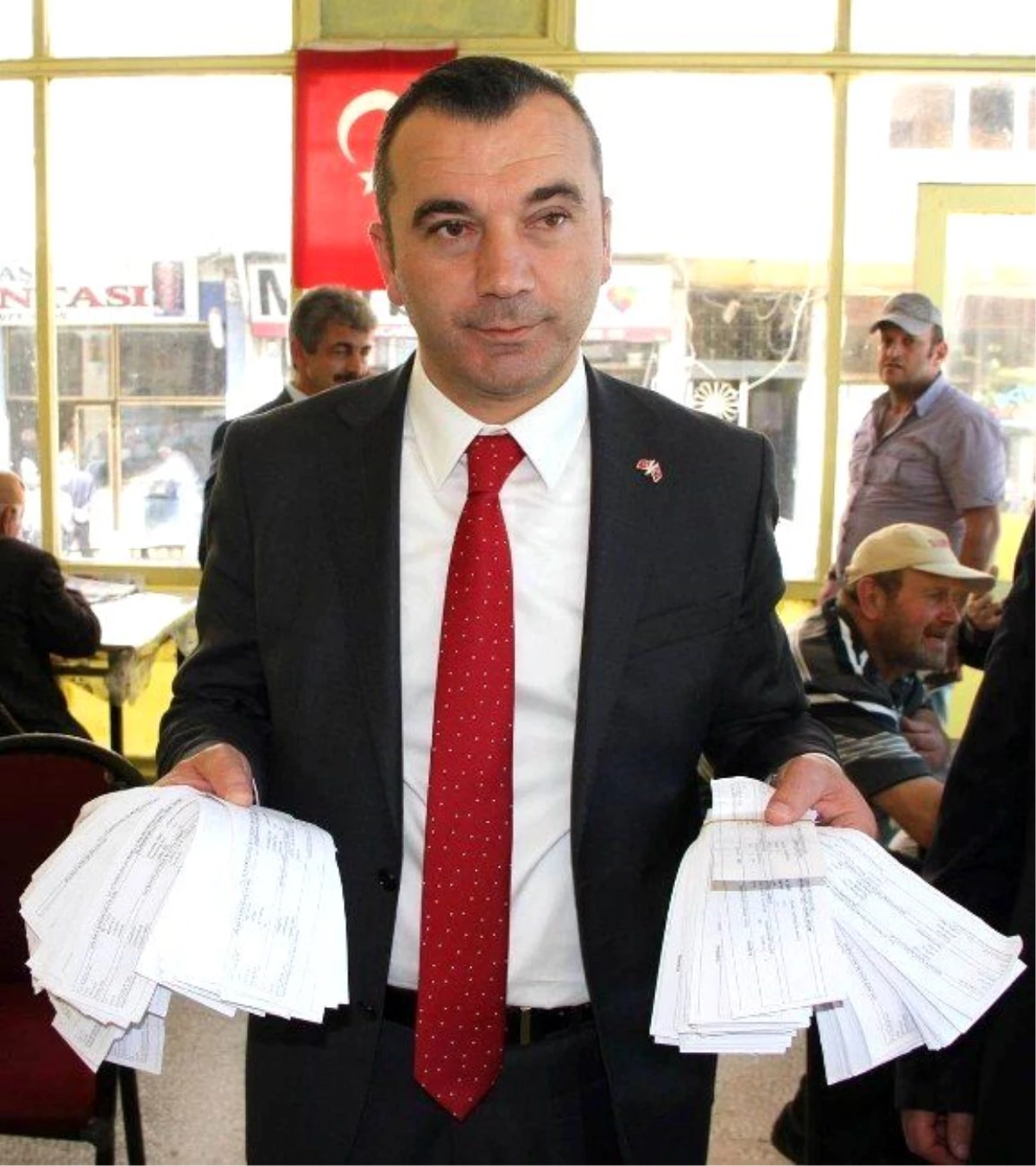 MHP Trabzon Milletvekili Yavuz Aydın\'dan "Oyuna Gelmeyin, Oyunuza Sahip Çıkın" Çağrısı