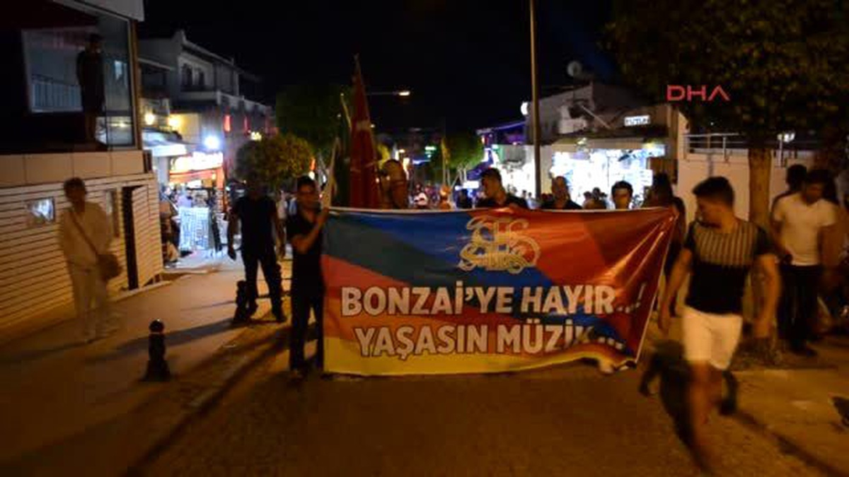 Muğla - - Gece Kulübünden Mehterli Açılış