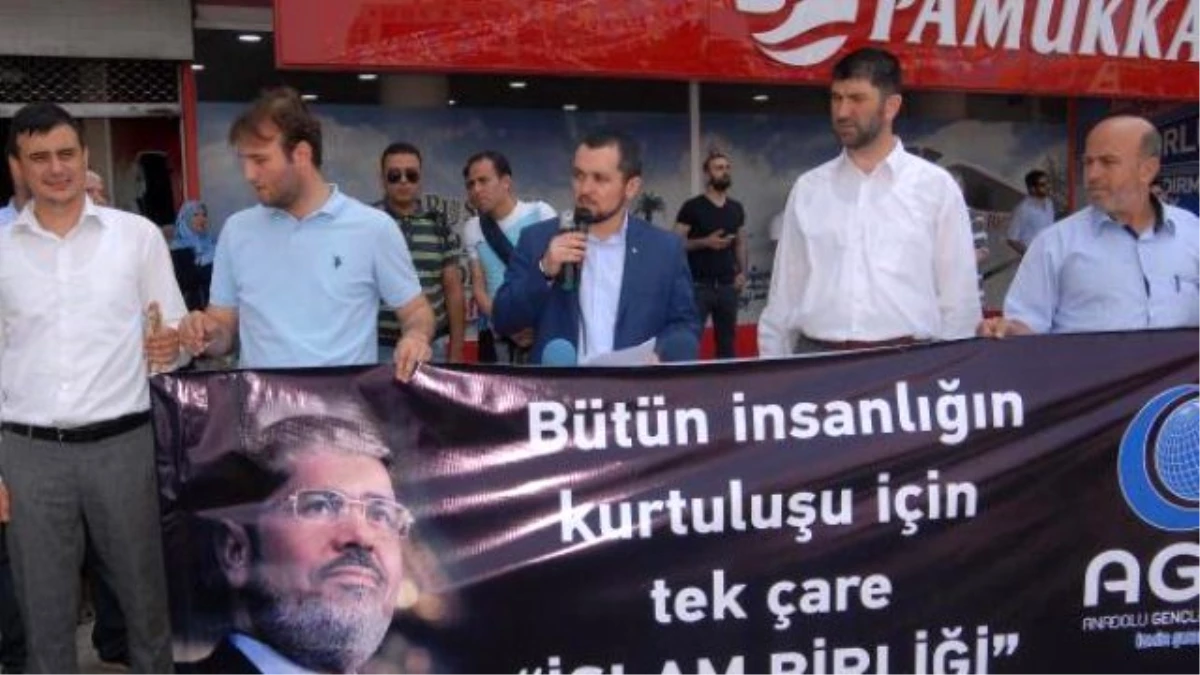 Mursi\'ye İdam Cezasına İzmir\'den Tepki
