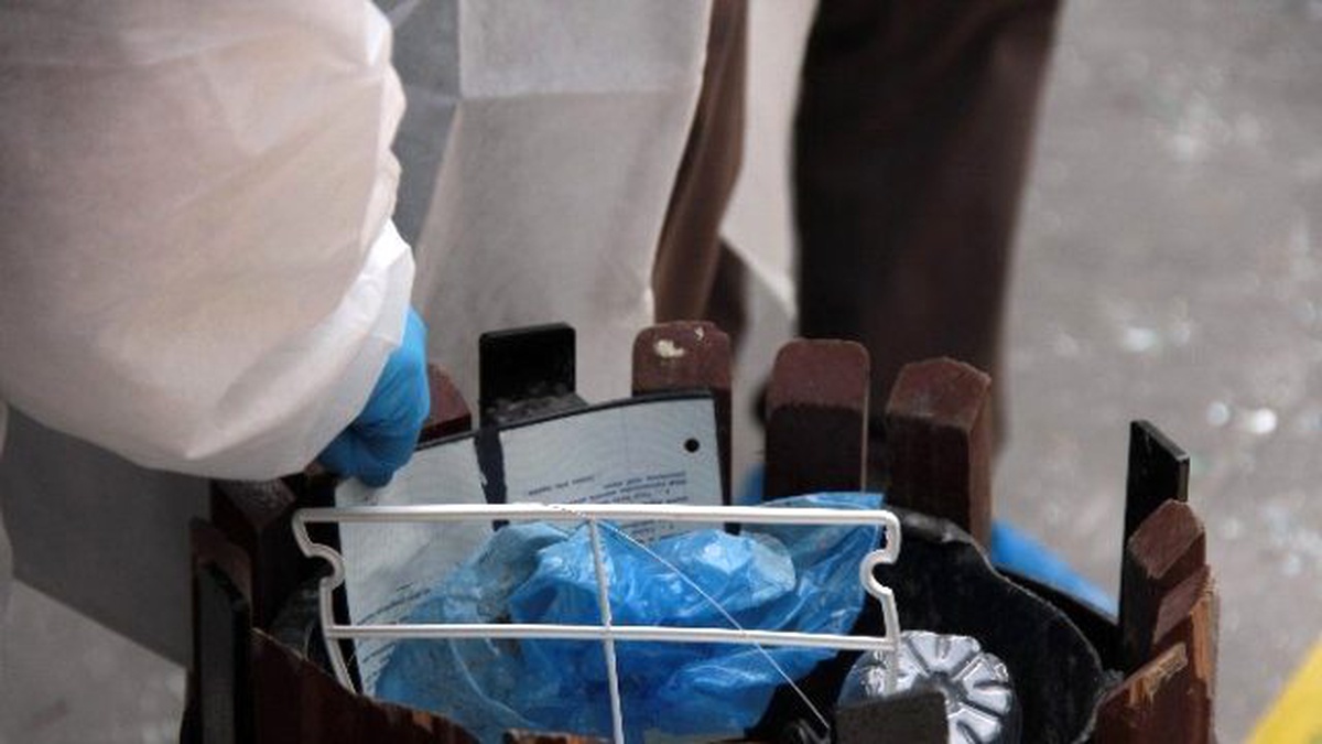 Patlamanın Olduğu HDP Binası Önündeki Çöpte Pasaport Bulundu