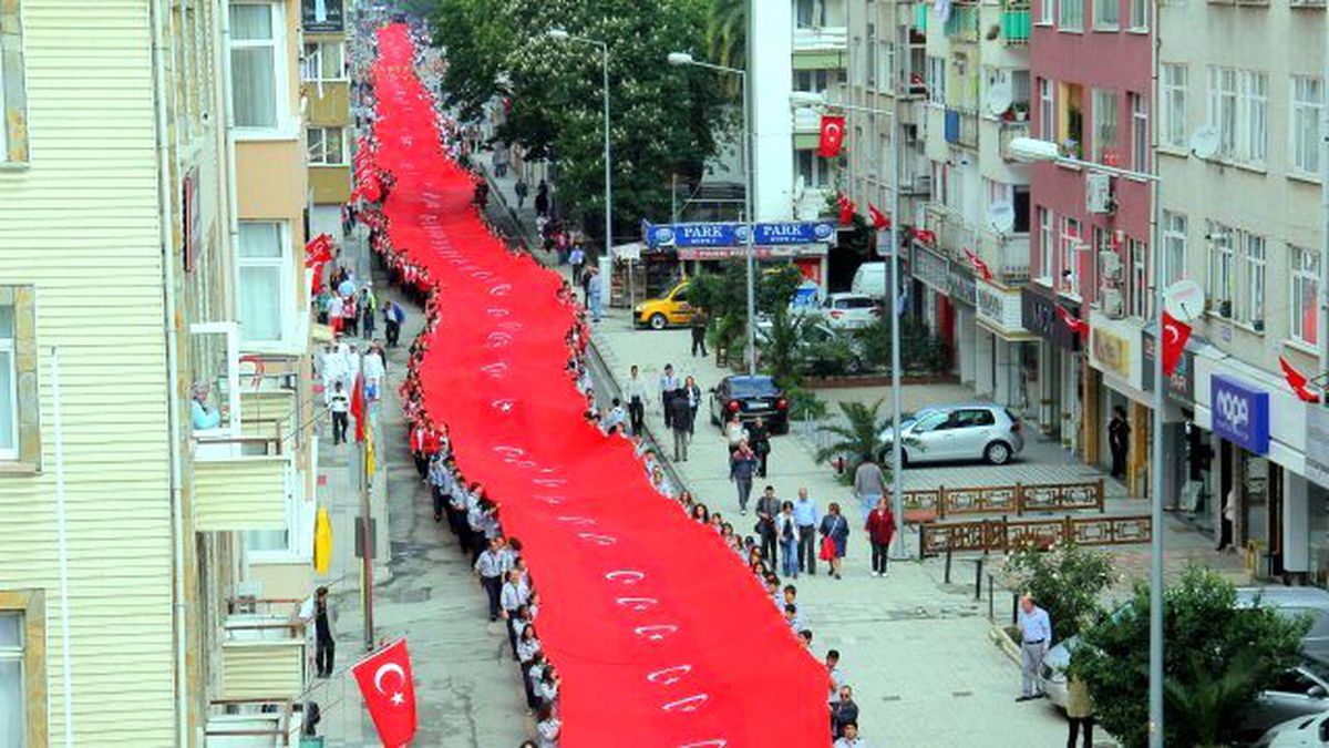 Samsun\'a Bin 919 Metrelik Bayrak Açılacak