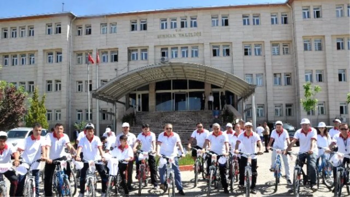 Şırnak\'ta Bisiklet Şenliği Düzenledi