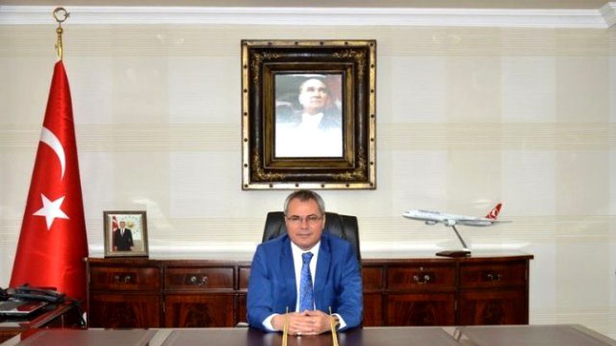 Vali Deniz\'den 19 Mayıs Atatürk\'ü Anma Gençlik ve Spor Bayramı Mesajı