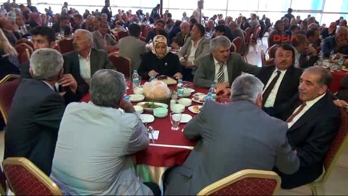 Bülent Arınç: Çözüm Süreci Boynumuzun Borcu, Masadan Kalkmayacağız