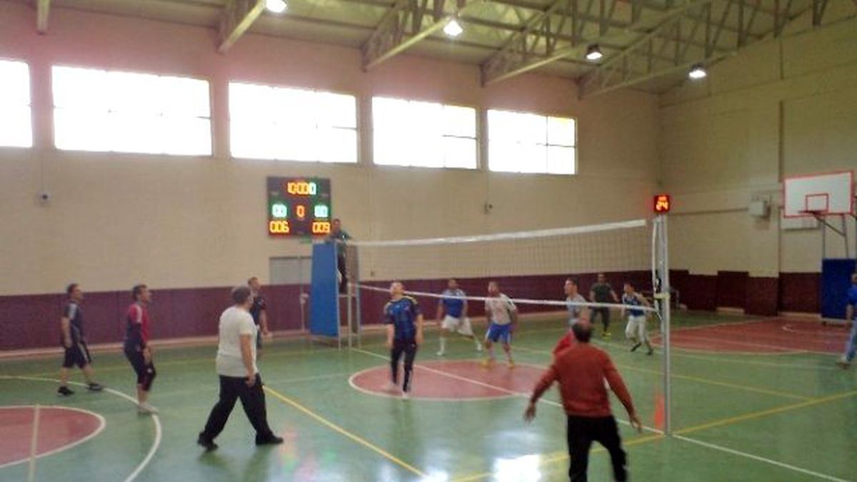 Varto\'da Voleybol Turnuvası