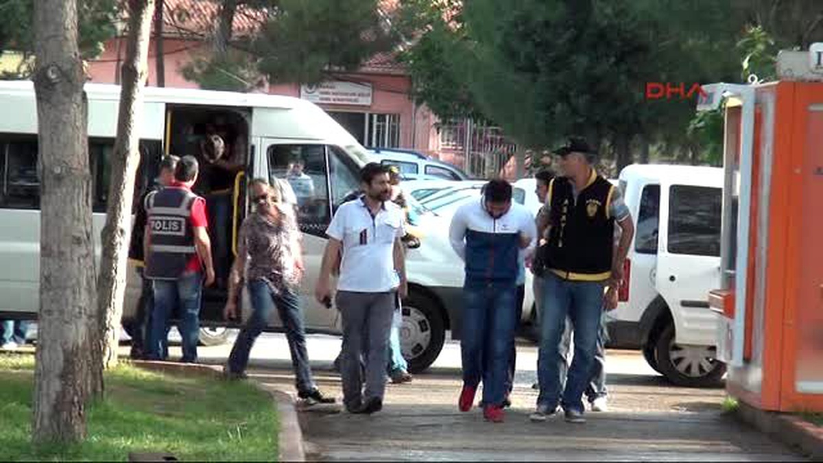 Villada Swinger Partisine 55 Gözaltı
