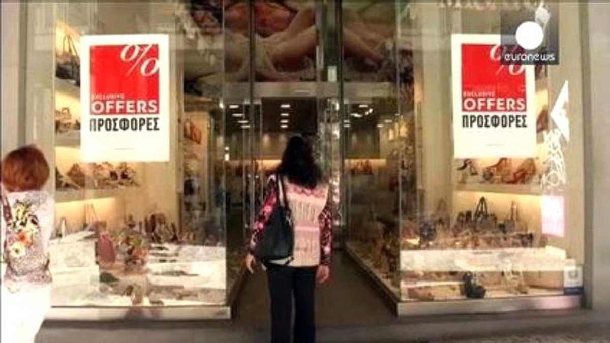 Yunanistan\'da Yaklaşan Takside Para Kalmadı