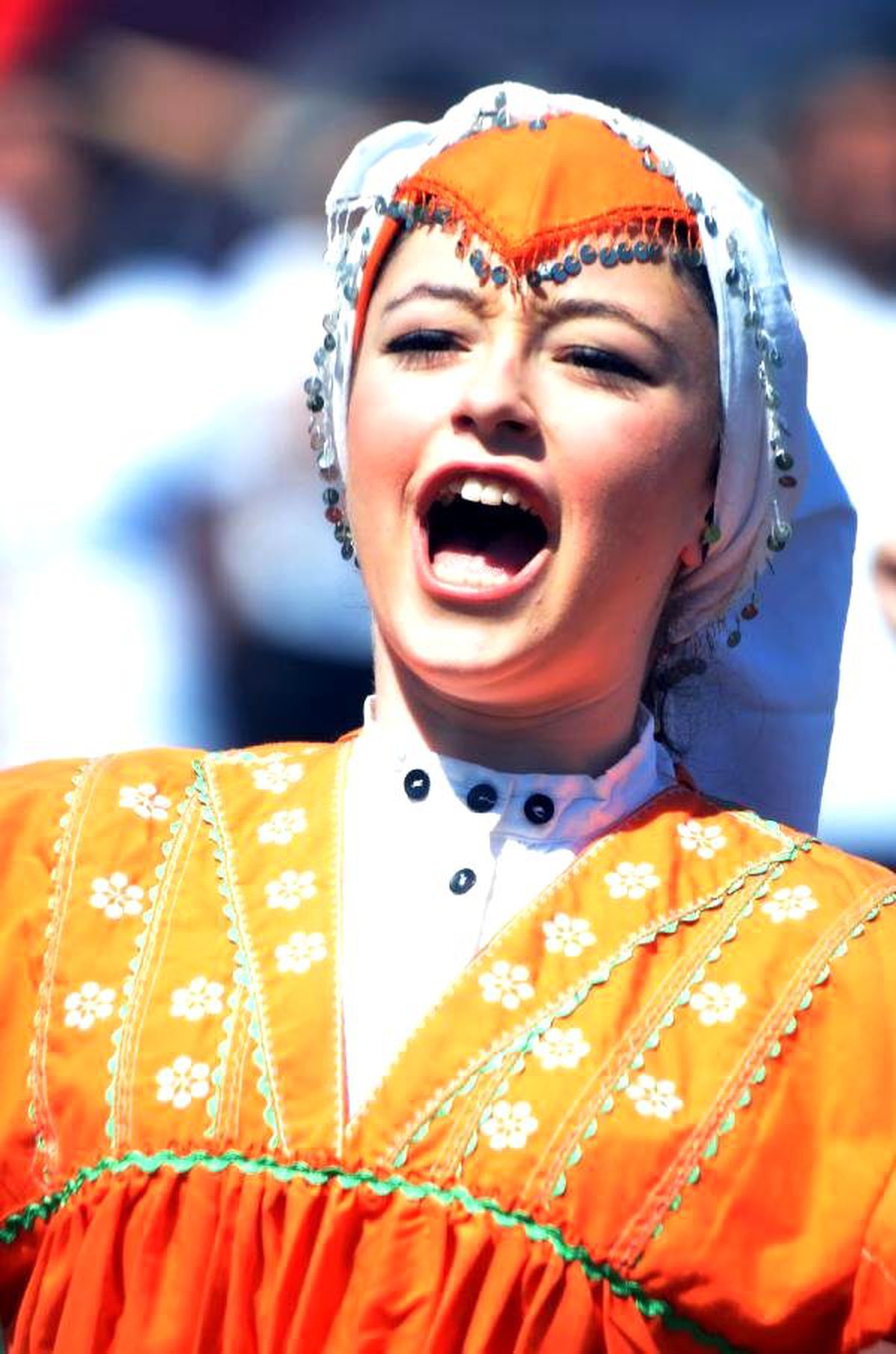 19 Mayıs\'ta Bodrum\'da Vals ve Horon