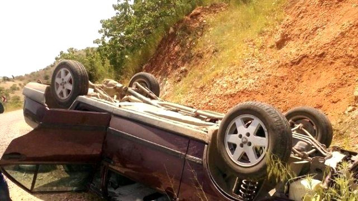 Adıyaman\'da Otomobil Takla Attı: 5 Yaralı