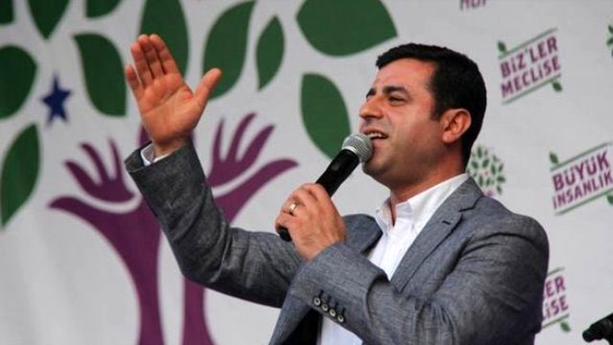 Selahattin Demirtaş: Kobani Düşmedi AKP Düşecek