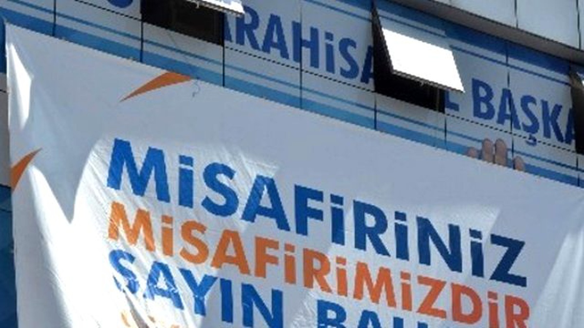 AK Parti\'den MHP\'ye Nezaket Dersi