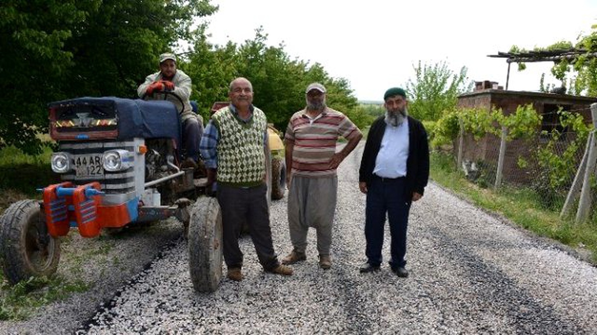 Akçadağ\'ın Yolları Yenileniyor