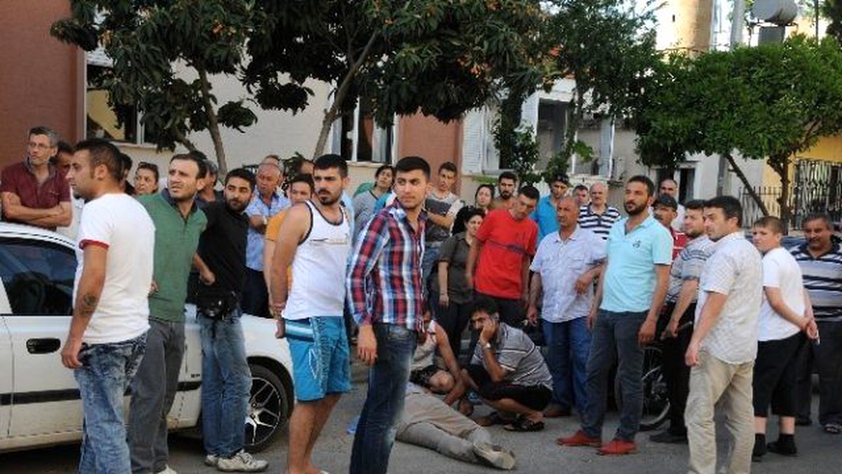 Alacak Verecek Kavgasında Silahlar Konuştu: 1 Yaralı