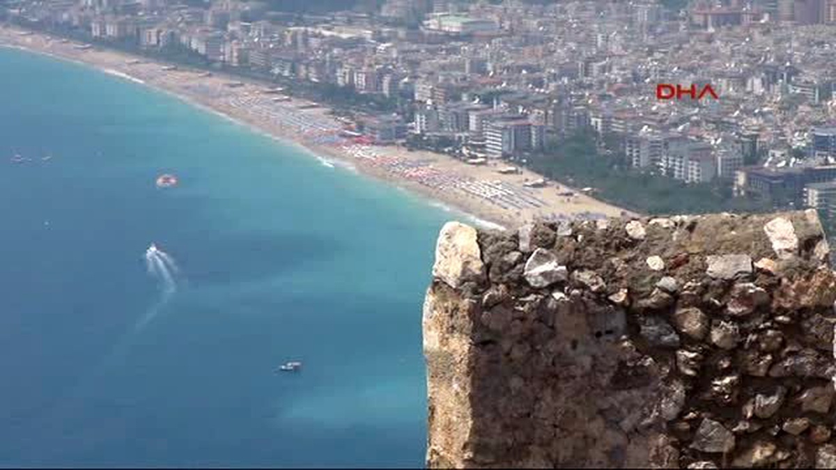 Alanya Rus Turist Tarihe Harcamayı Kıstı