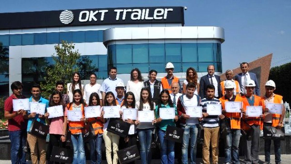Aydınlı Gençler Bayramlarını Geleceklerini Planlayarak Kutladı